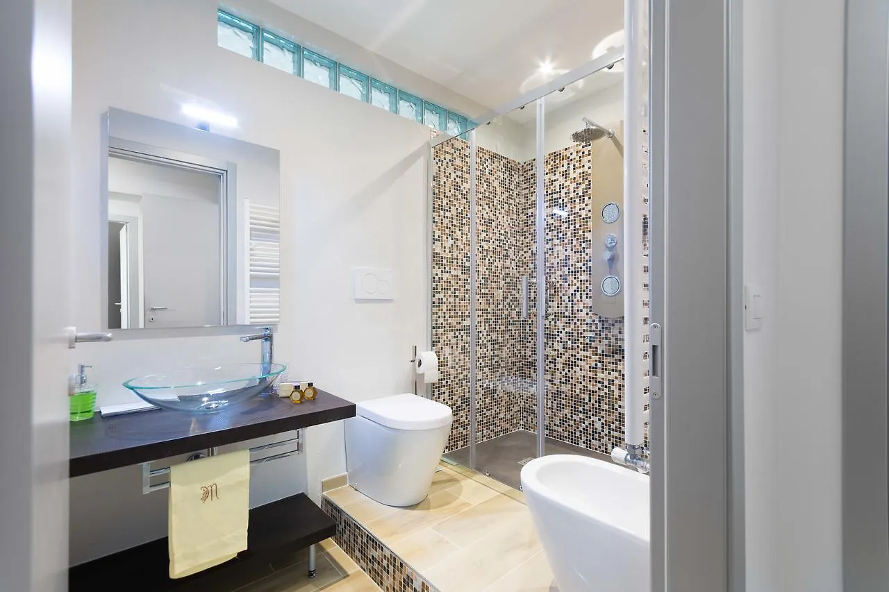 Isola Suite Milan