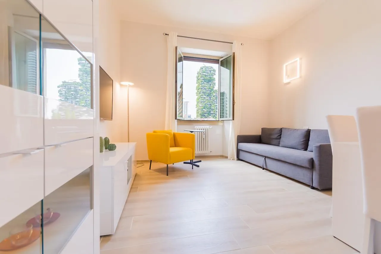 Isola Suite Milan